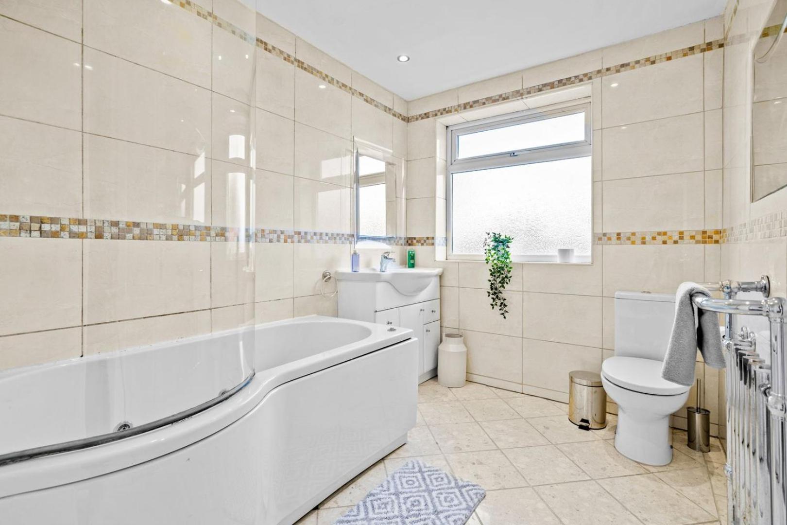 Bramcote Lane Spacious 5 Bedroom House Nottingham Bagian luar foto