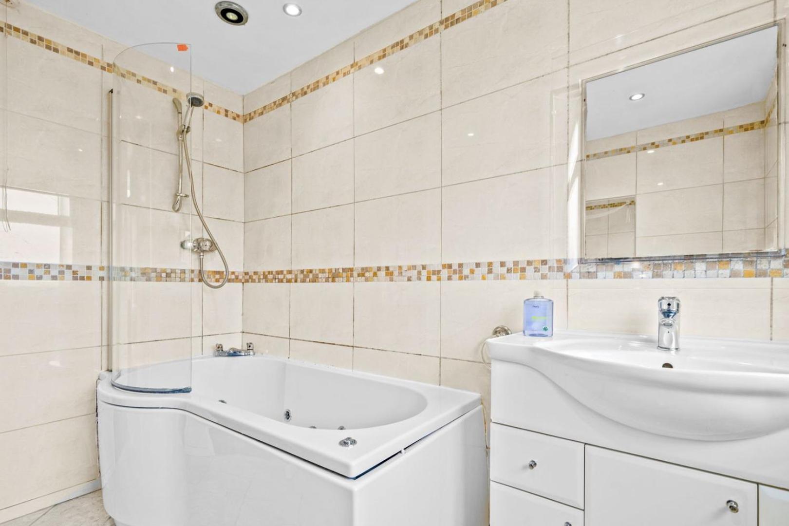 Bramcote Lane Spacious 5 Bedroom House Nottingham Bagian luar foto
